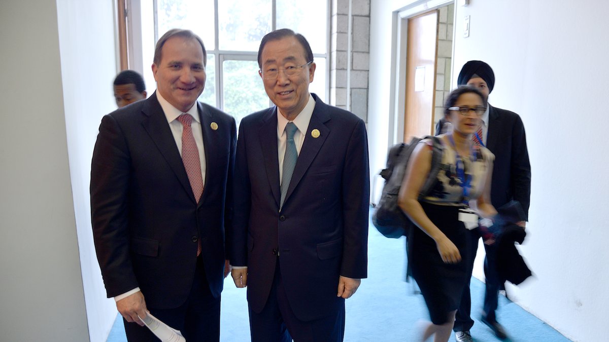 Stefan Löfven och FN:s generalsekreterare Ban Ki Moon på FN-mötet i Addis Abeba.